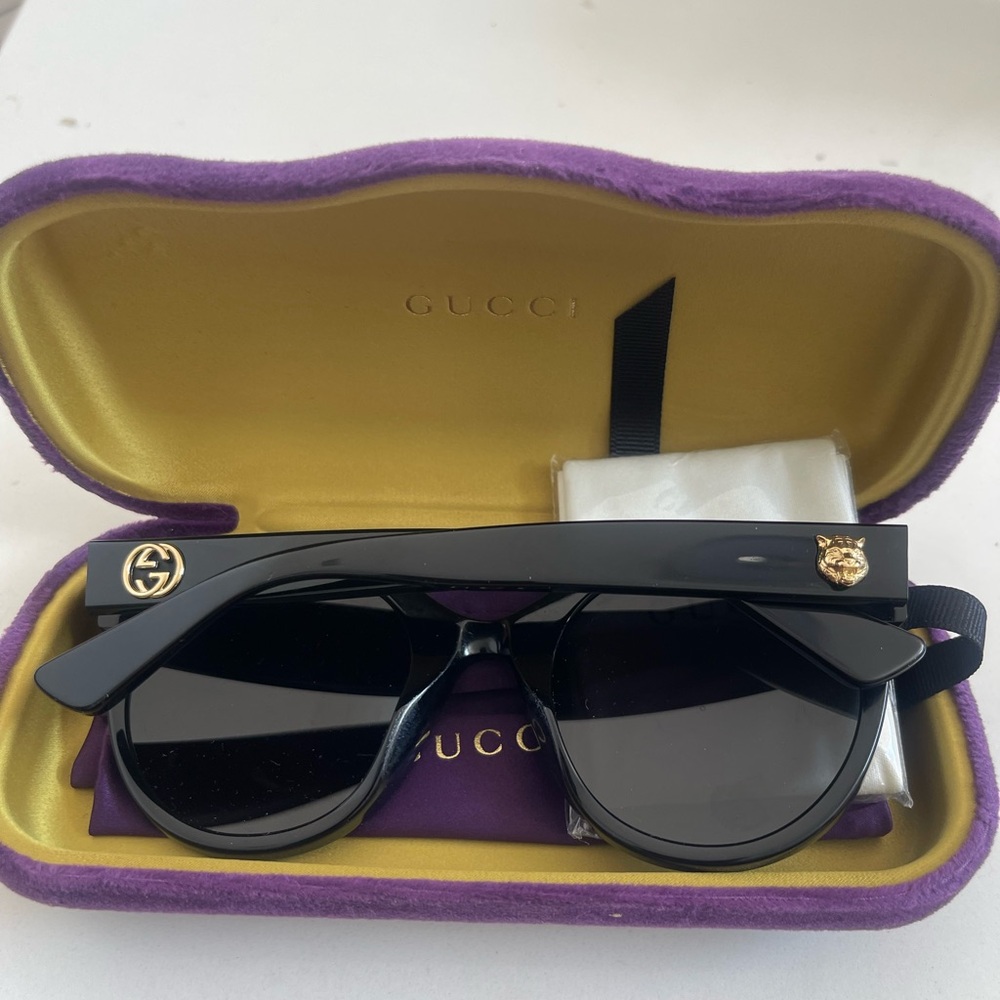 Gucci Black and Gold Sunglasses
